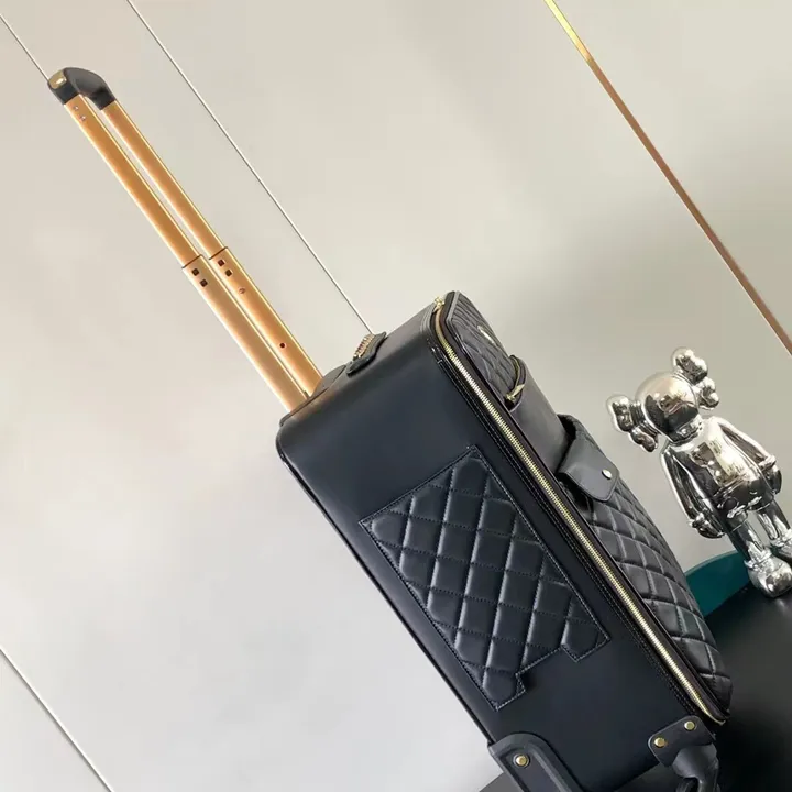 スーパーコピー シャネル スーツケース