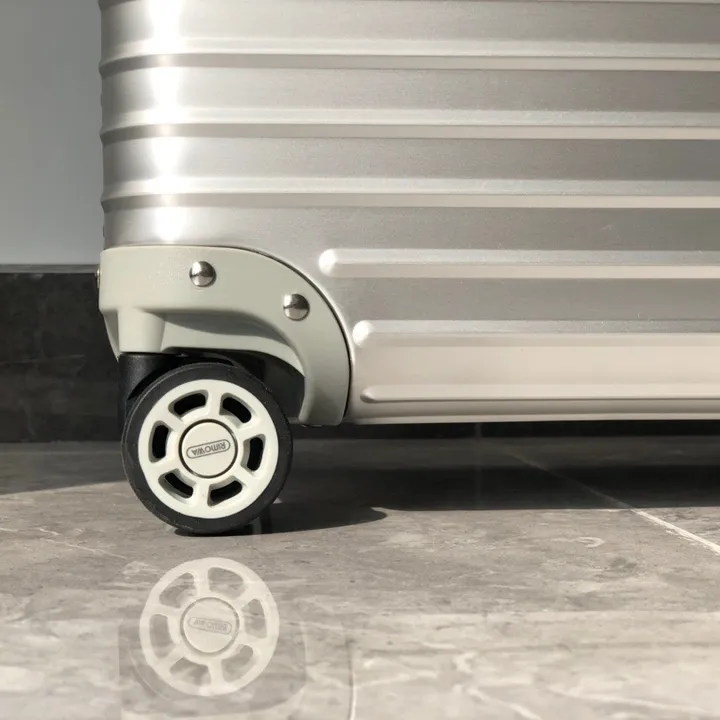 スーパーコピー リモワ スーツケース