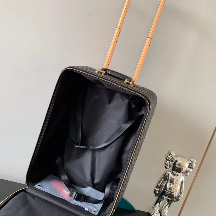 スーパーコピー シャネル スーツケース