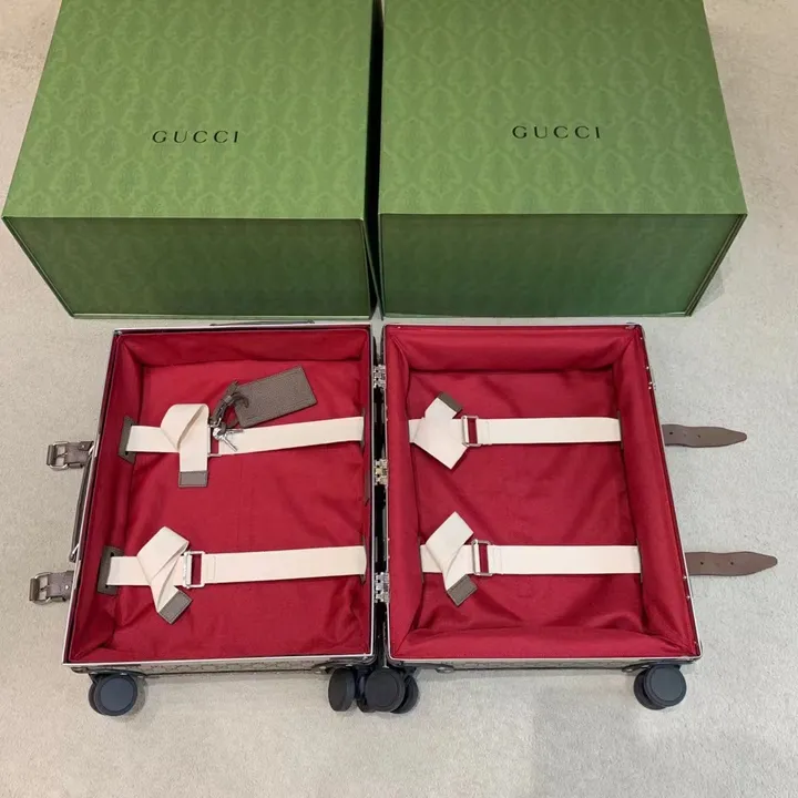 スーパーコピー グッチ スーツケース