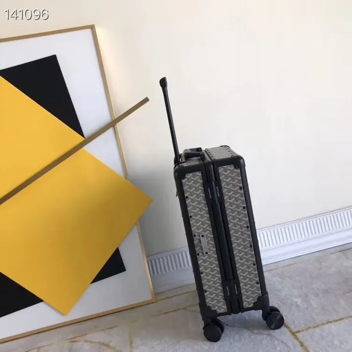 スーパーコピー フェンディ スーツケース