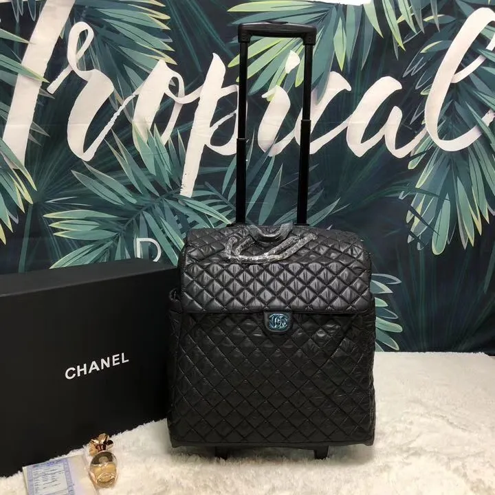 スーパーコピー シャネル スーツケース