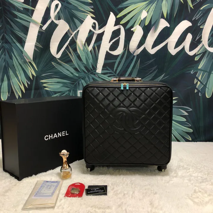 スーパーコピー シャネル スーツケース