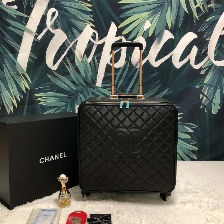 スーパーコピー シャネル スーツケース