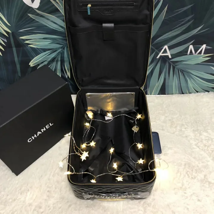 スーパーコピー シャネル スーツケース