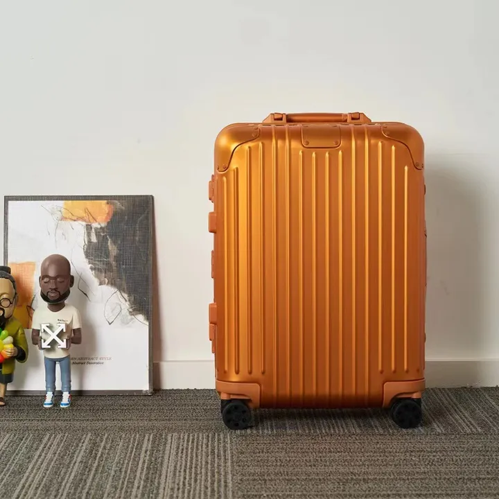 スーパーコピー リモワ スーツケース