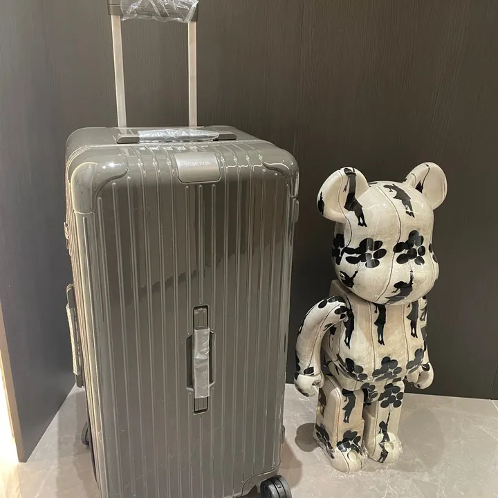 スーパーコピー リモワ スーツケース