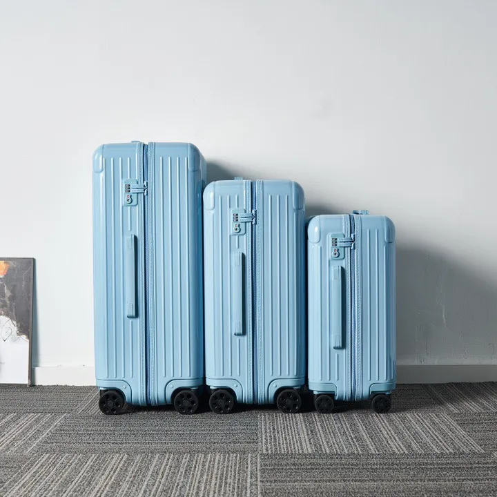 スーパーコピー リモワ スーツケース