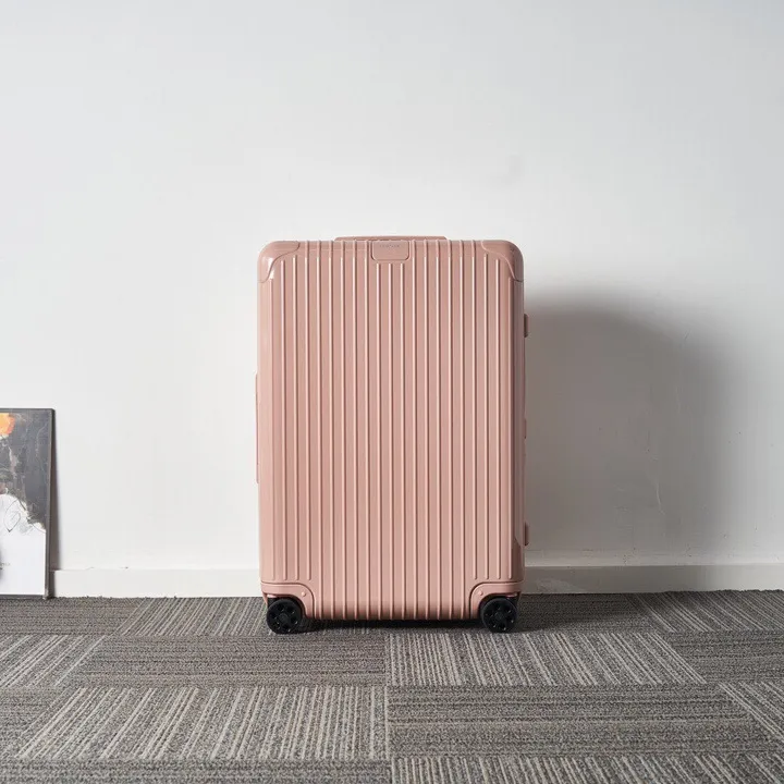 スーパーコピー リモワ スーツケース