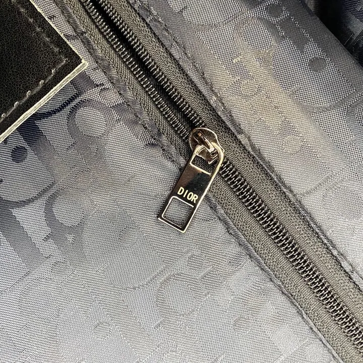 スーパーコピー グッチ スーツケース