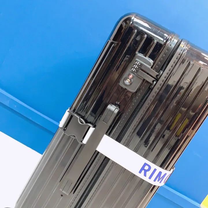 スーパーコピー リモワ スーツケース