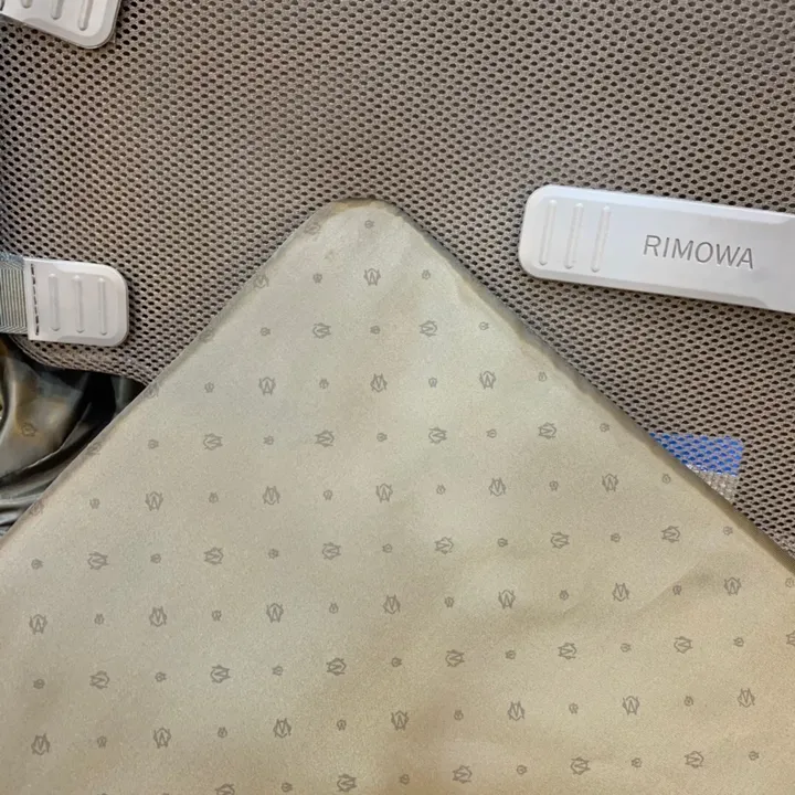 スーパーコピー リモワ スーツケース