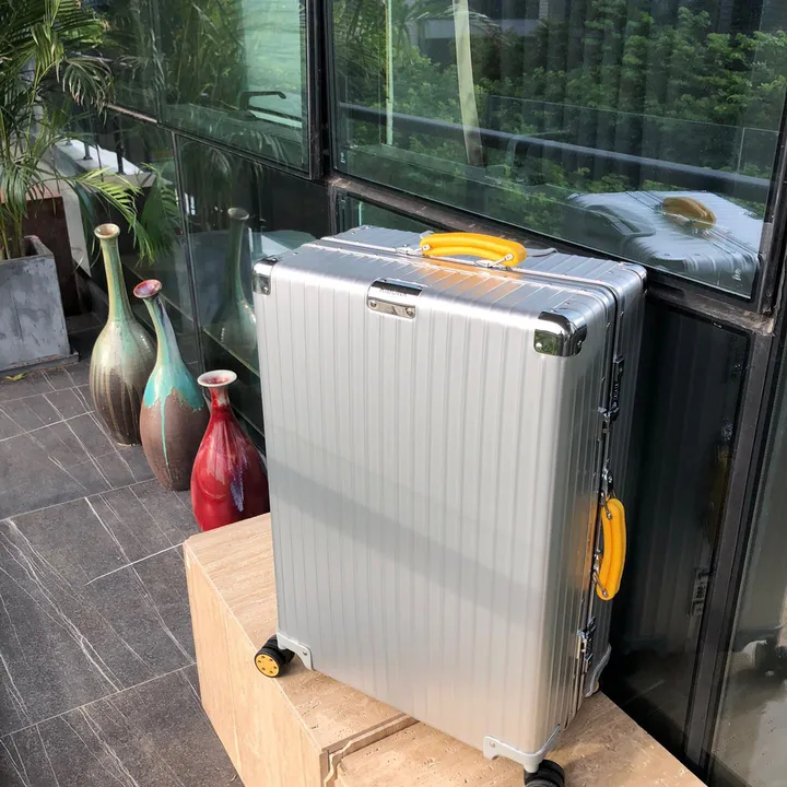 スーパーコピー リモワ スーツケース