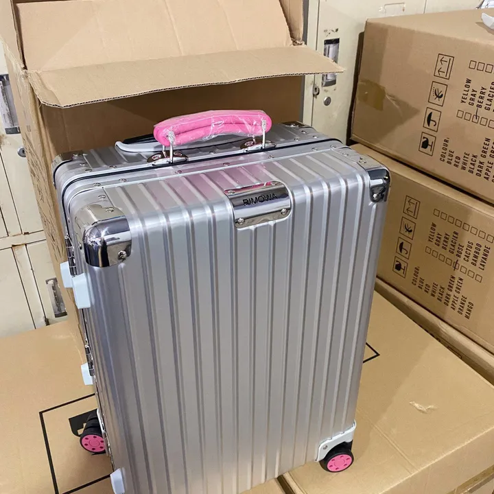 スーパーコピー リモワ スーツケース