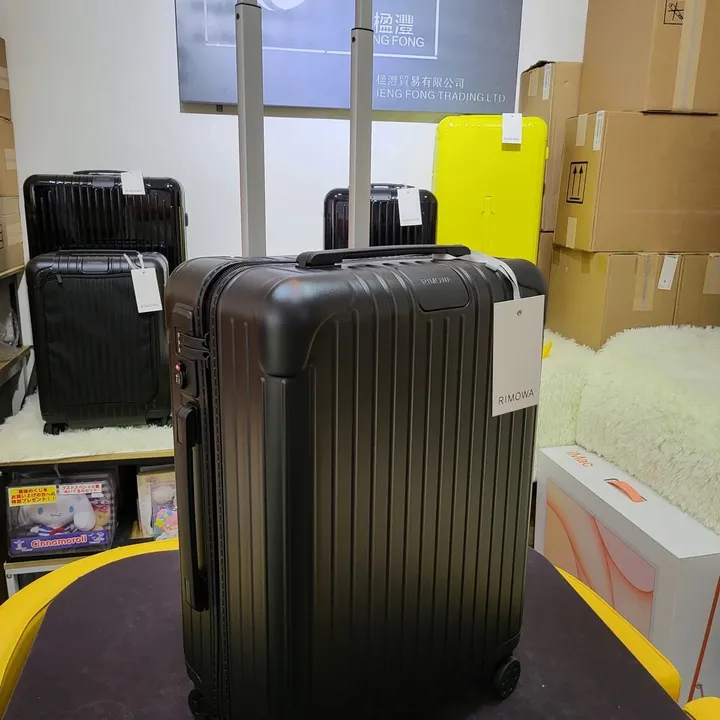 スーパーコピー リモワ スーツケース
