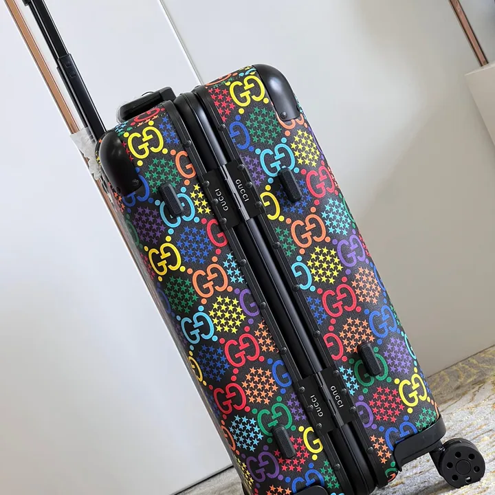 スーパーコピー グッチ スーツケース