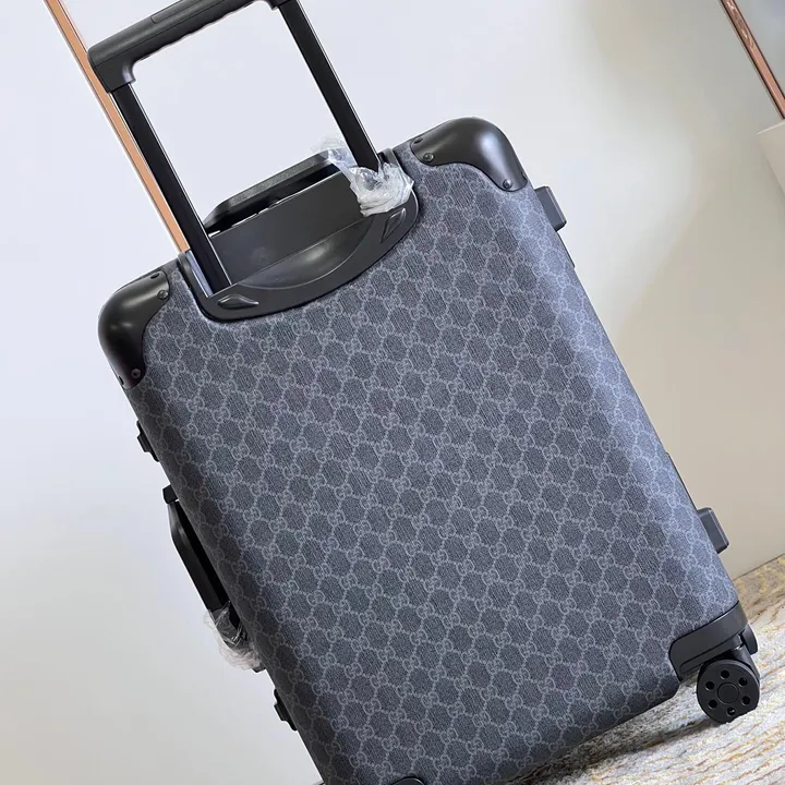 スーパーコピー グッチ スーツケース