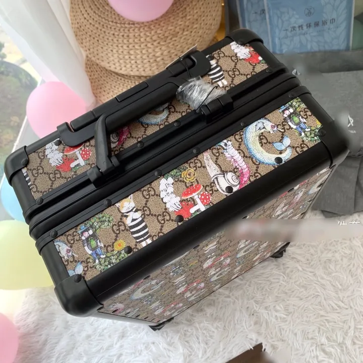 スーパーコピー グッチ スーツケース