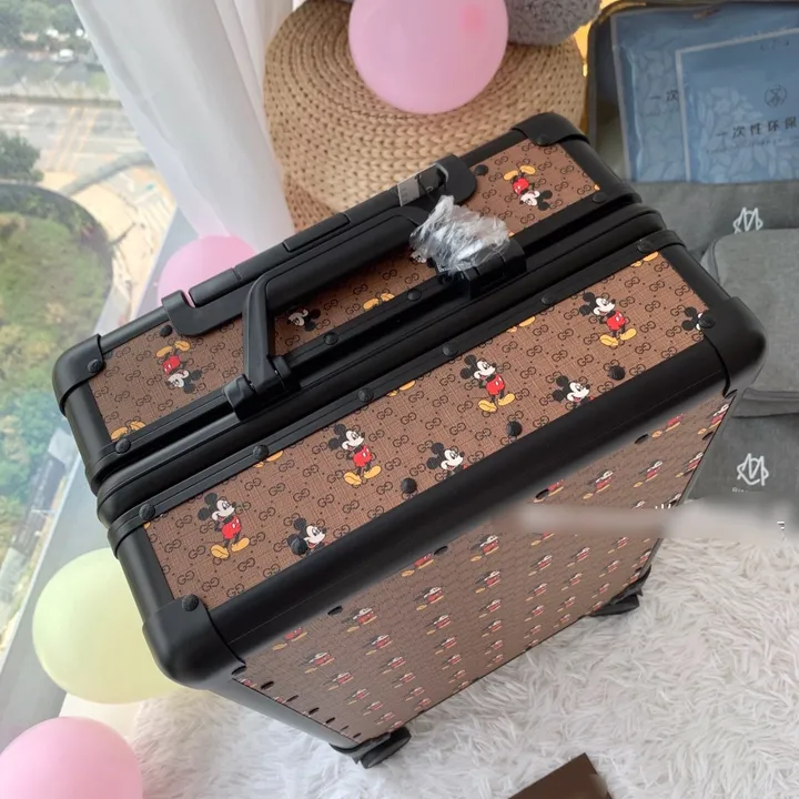 スーパーコピー グッチ スーツケース