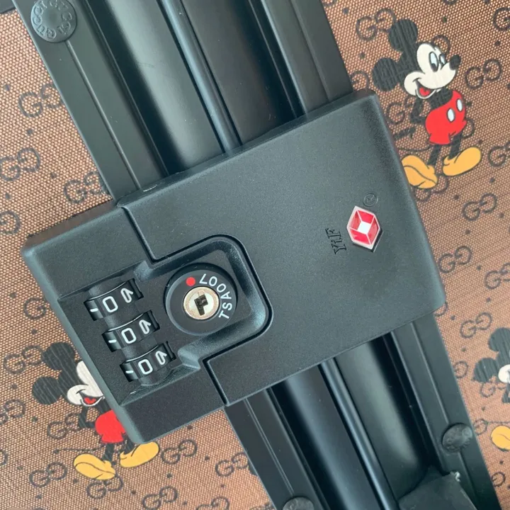 スーパーコピー グッチ スーツケース