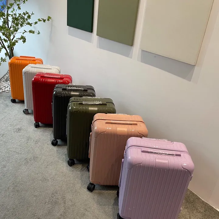 スーパーコピー リモワ スーツケース