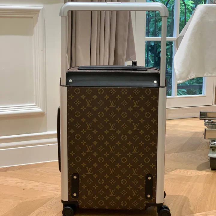 スーパーコピー ルイヴィトン スーツケース