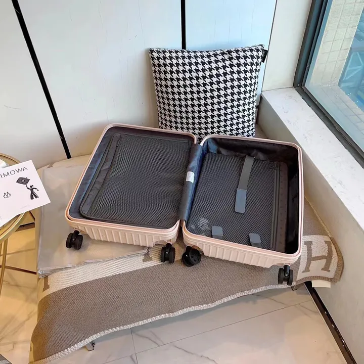 スーパーコピー リモワ スーツケース