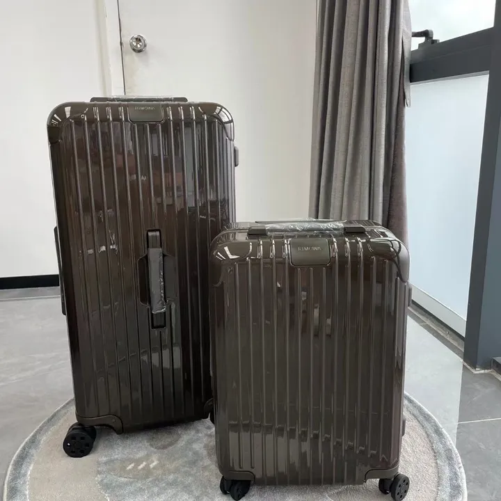 スーパーコピー リモワ スーツケース