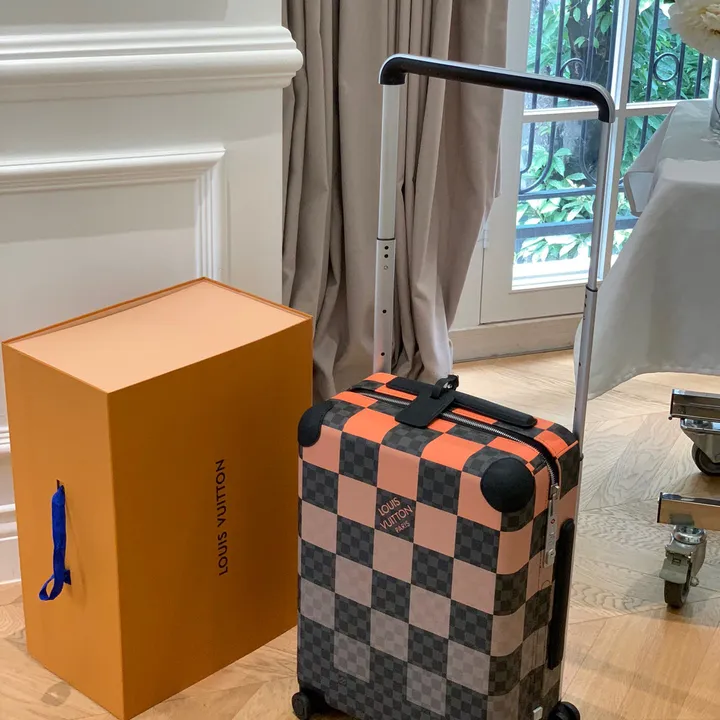 スーパーコピー ルイヴィトン スーツケース