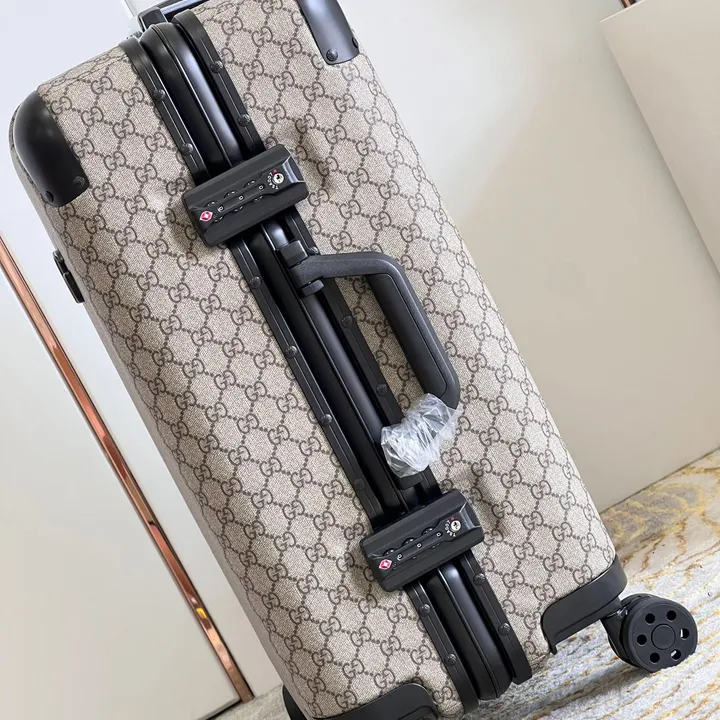 スーパーコピー グッチ スーツケース