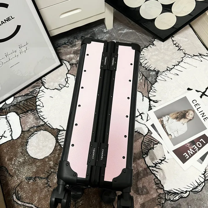 スーパーコピー シャネル スーツケース