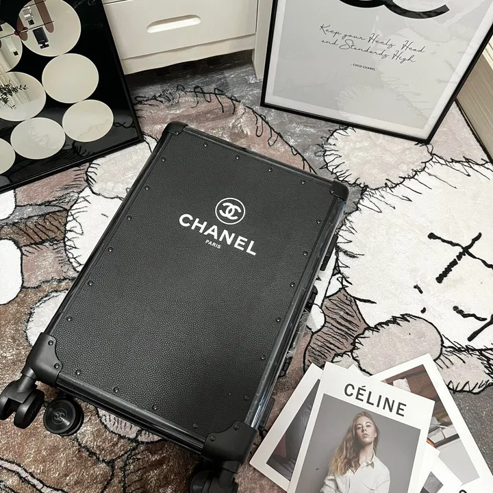 スーパーコピー シャネル スーツケース