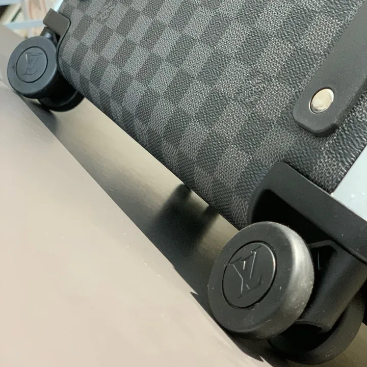 スーパーコピー ルイヴィトン スーツケース