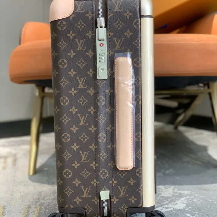 スーパーコピー ルイヴィトン スーツケース