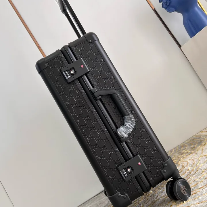 スーパーコピー グッチ スーツケース