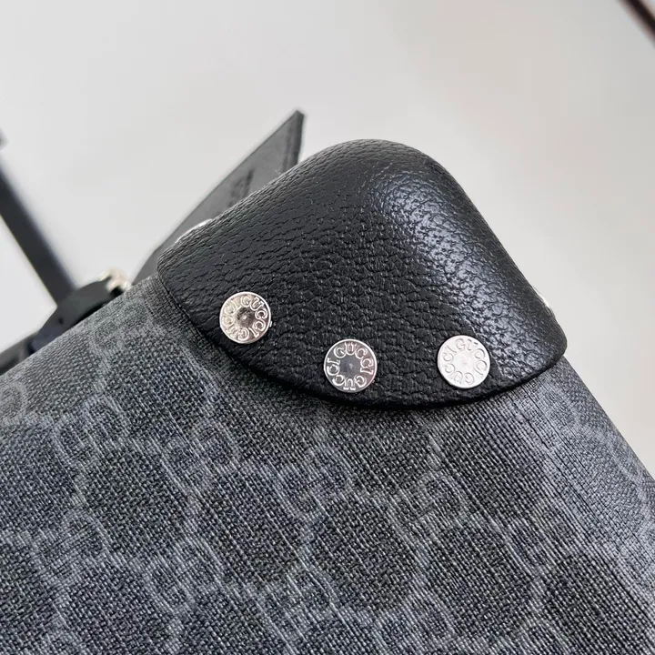 スーパーコピー グッチ スーツケース