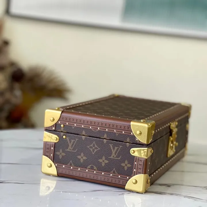 スーパーコピー ルイヴィトン スーツケース