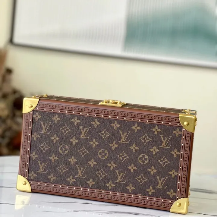 スーパーコピー ルイヴィトン スーツケース