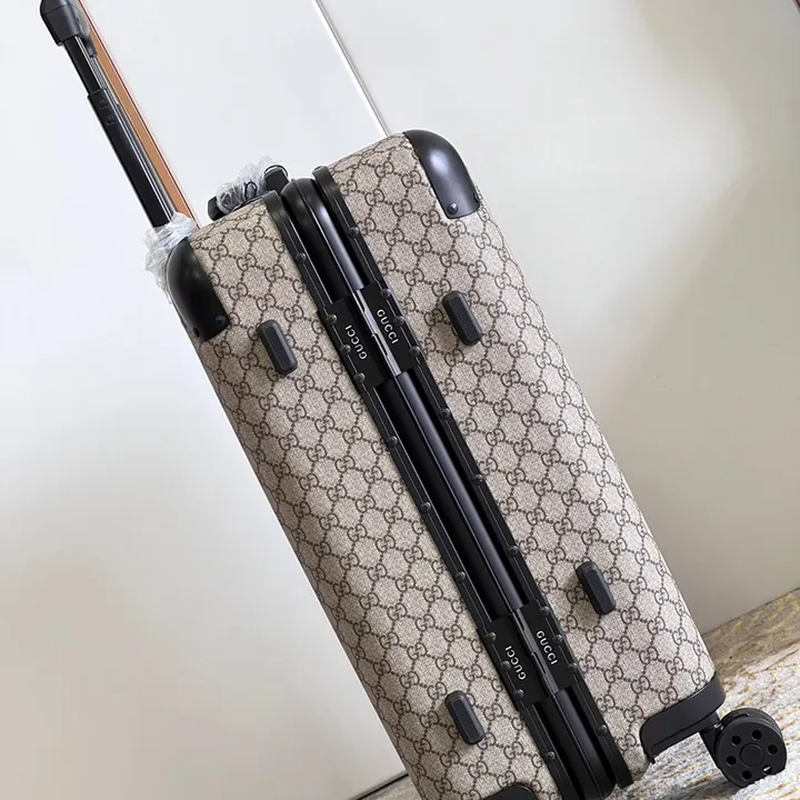 スーパーコピー グッチ スーツケース