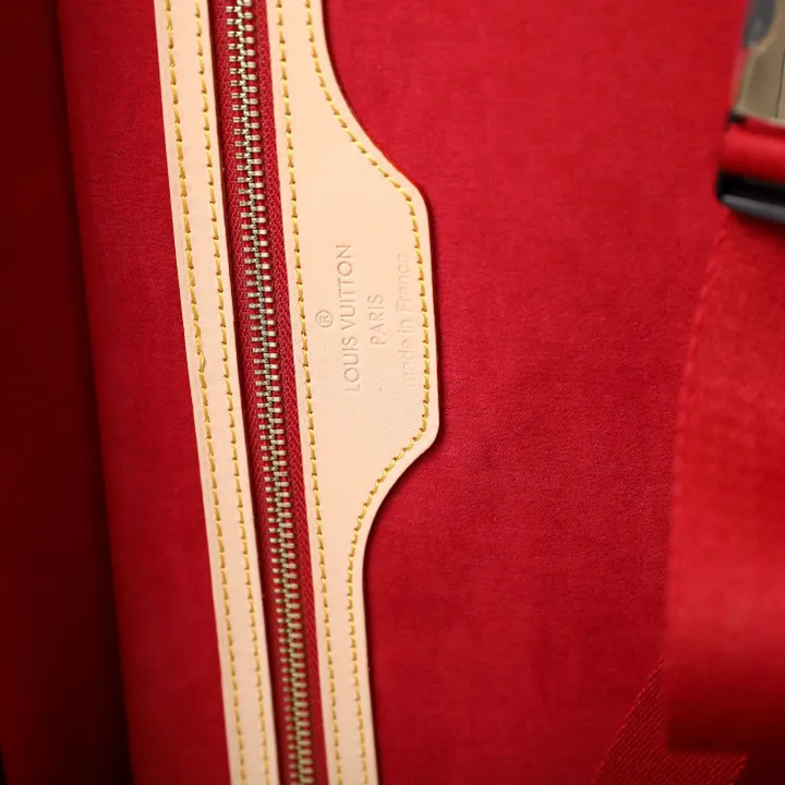 スーパーコピー ルイヴィトン スーツケース