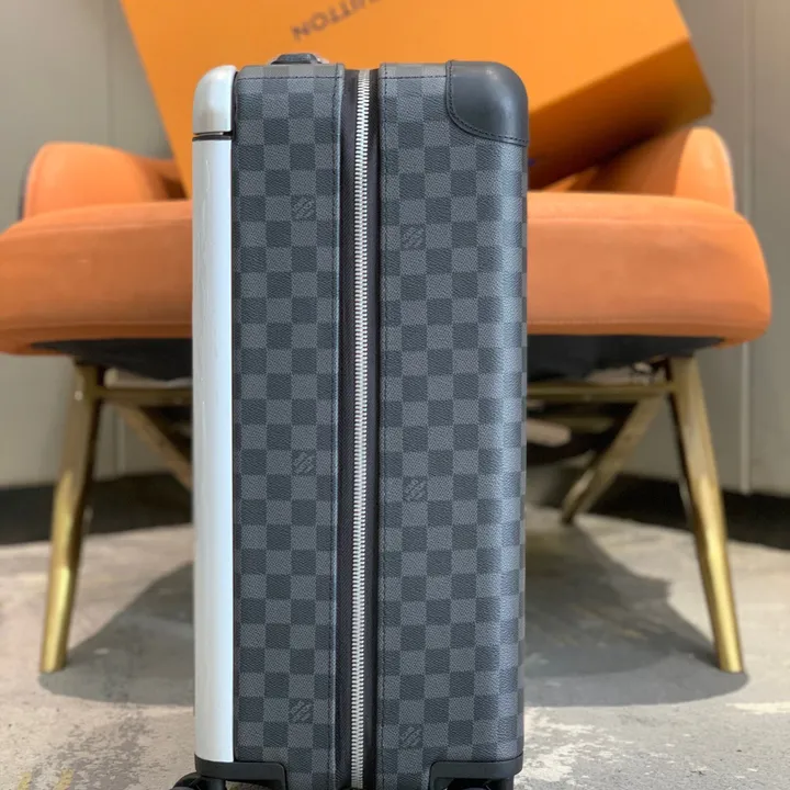 スーパーコピー ルイヴィトン スーツケース