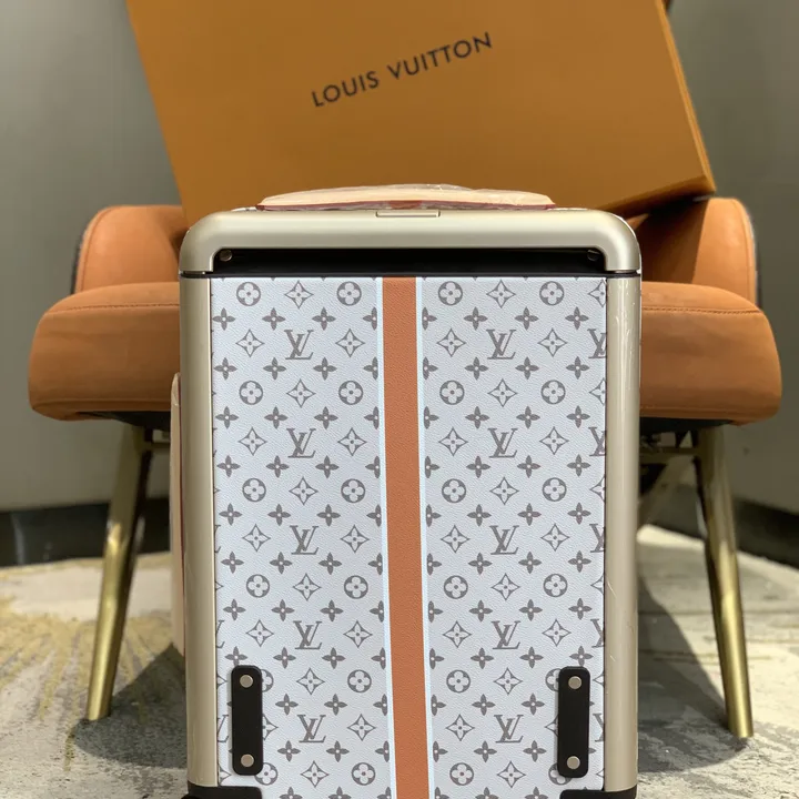 スーパーコピー ルイヴィトン スーツケース