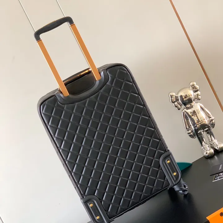スーパーコピー シャネル スーツケース