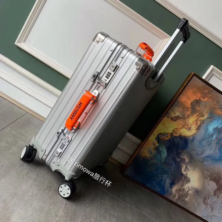 スーパーコピー リモワ スーツケース