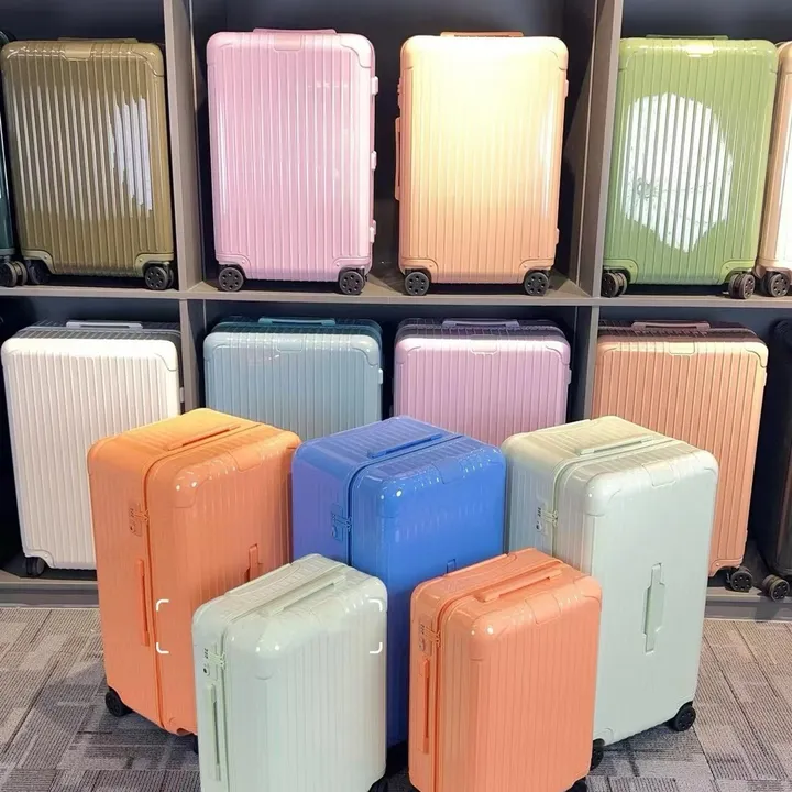 スーパーコピー リモワ スーツケース