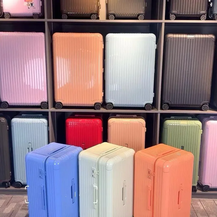 スーパーコピー リモワ スーツケース