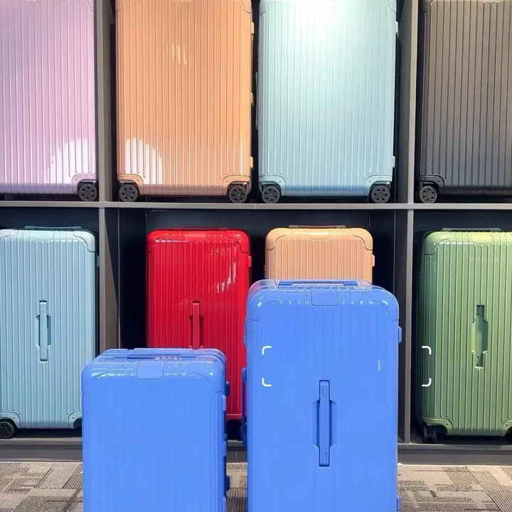 スーパーコピー リモワ スーツケース