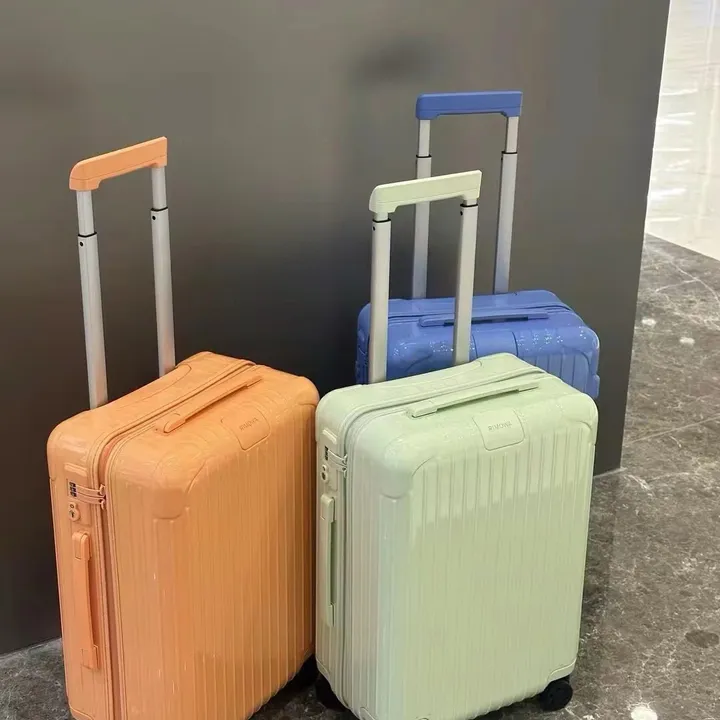 スーパーコピー リモワ スーツケース