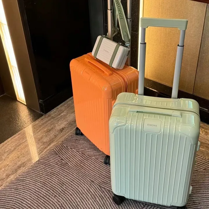 スーパーコピー リモワ スーツケース