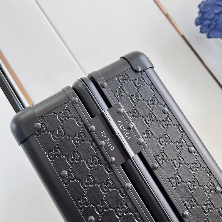 スーパーコピー グッチ スーツケース